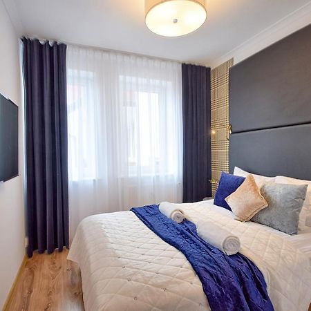 Appartamento Apartament Starowka Gostom Kołobrzeg Esterno foto