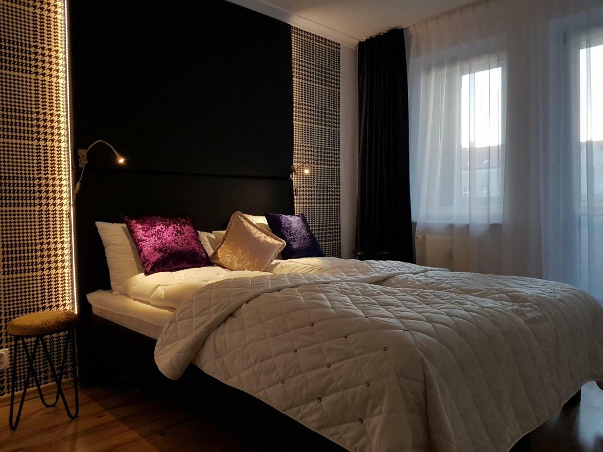Appartamento Apartament Starowka Gostom Kołobrzeg Esterno foto
