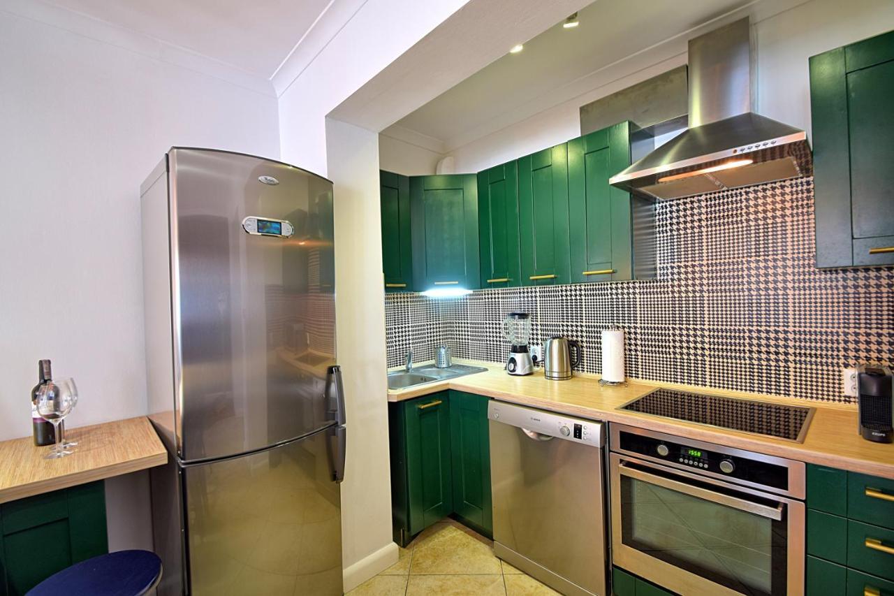 Appartamento Apartament Starowka Gostom Kołobrzeg Esterno foto